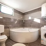 Nyaraló My Dalmatia - Authentic With Private Swimming Pool *