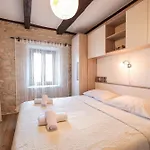 My Dalmatia - Authentic With Private Swimming Pool Nyaraló *