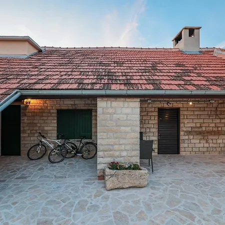 My Dalmatia - Authentic With Private Swimming Pool Prázdninový dům