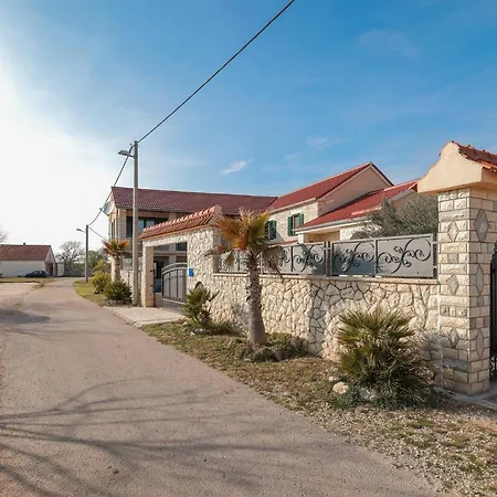 My Dalmatia - Authentic With Private Swimming Pool