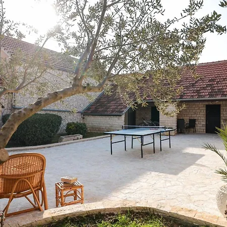 Дом отдыха My Dalmatia - Authentic With Private Swimming Pool