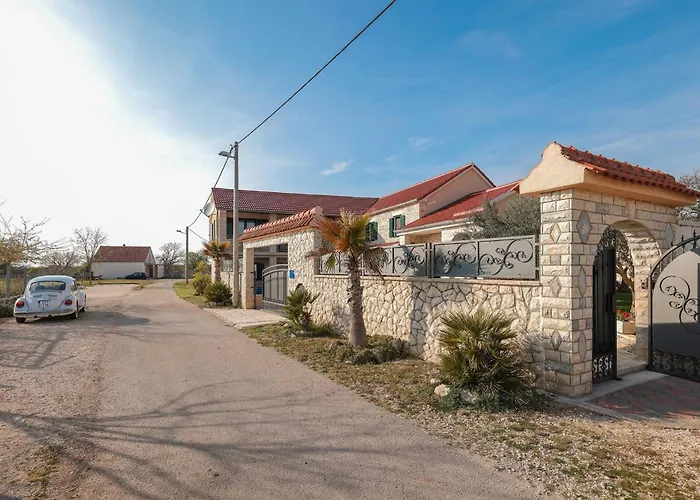 My Dalmatia - Authentic With Private Swimming Pool