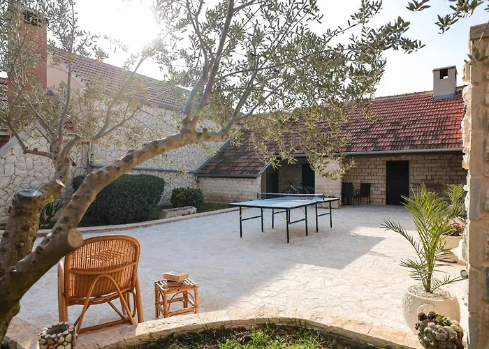 Дом отдыха My Dalmatia - Authentic With Private Swimming Pool