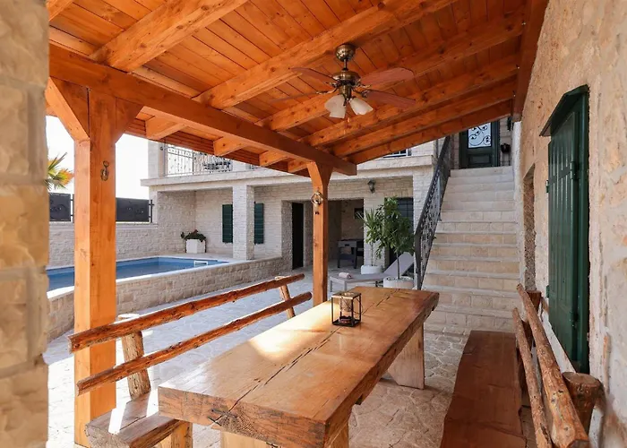 My Dalmatia - Authentic With Private Swimming Pool *