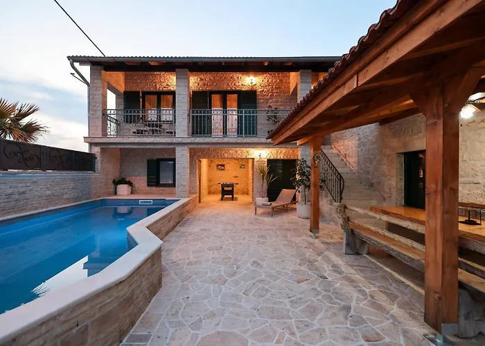 My Dalmatia - Authentic With Private Swimming Pool Gornje Ceranje