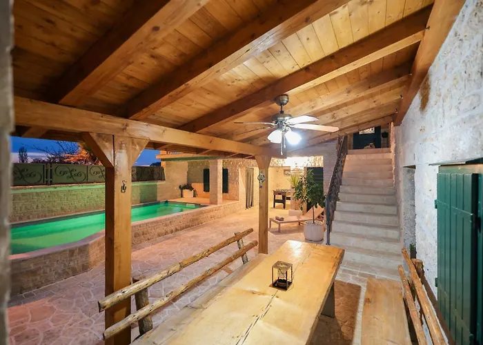 Дом отдыха My Dalmatia - Authentic With Private Swimming Pool